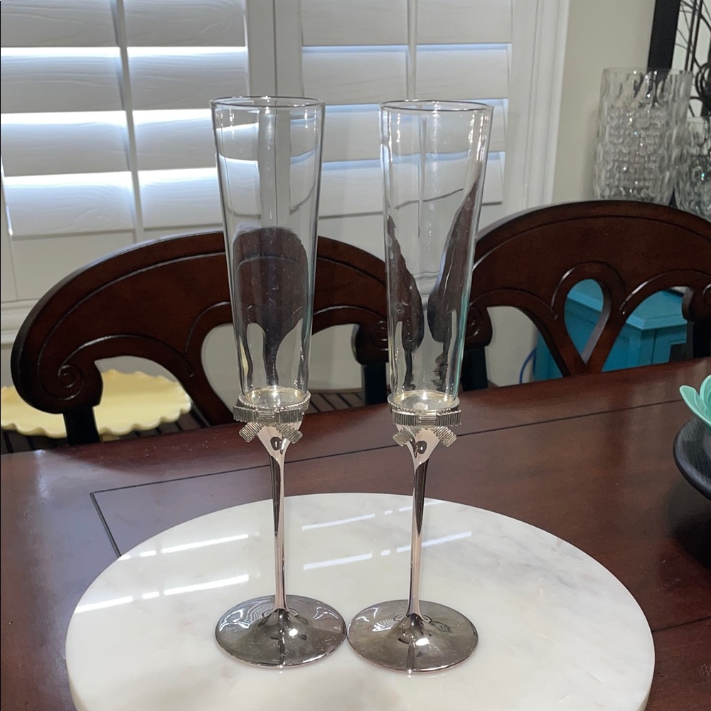Kate Spade Elegant Champagne Stem Flutes Silver tone Bow Accent -see discription